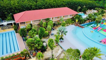 trang oasis waterpark hotel