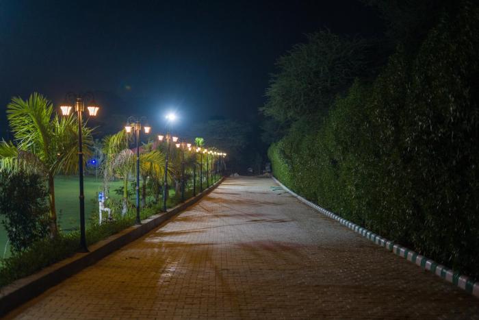 elivaas 5 bhk with pvt pool zenora