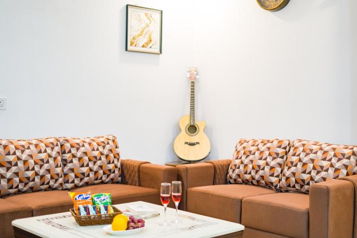 elivaas 5 bhk with pvt pool zenora