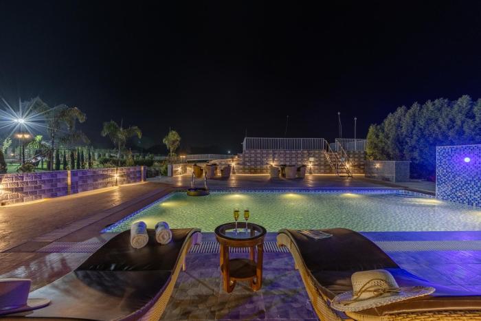 elivaas 5 bhk with pvt pool zenora