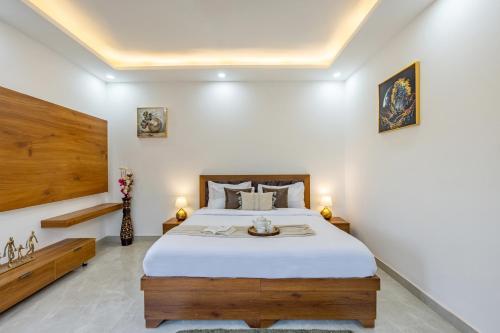 elivaas 5 bhk with pvt pool zenora