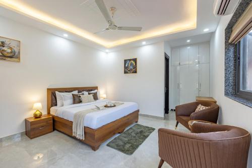 elivaas 5 bhk with pvt pool zenora