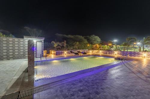 elivaas 5 bhk with pvt pool zenora