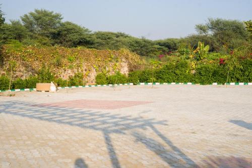 elivaas 5 bhk with pvt pool zenora