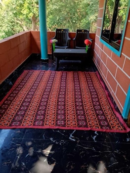 parvati gust house