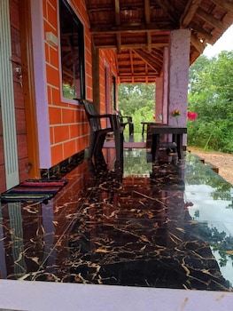 parvati gust house