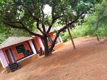 parvati gust house