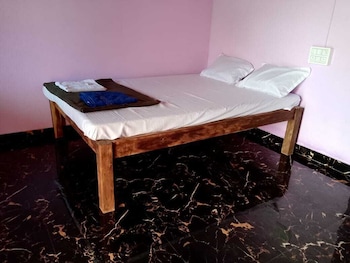 parvati gust house