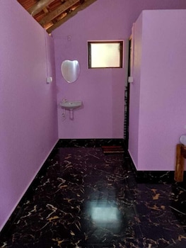 parvati gust house