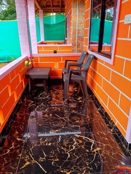 parvati gust house