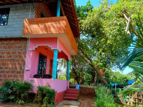 parvati gust house
