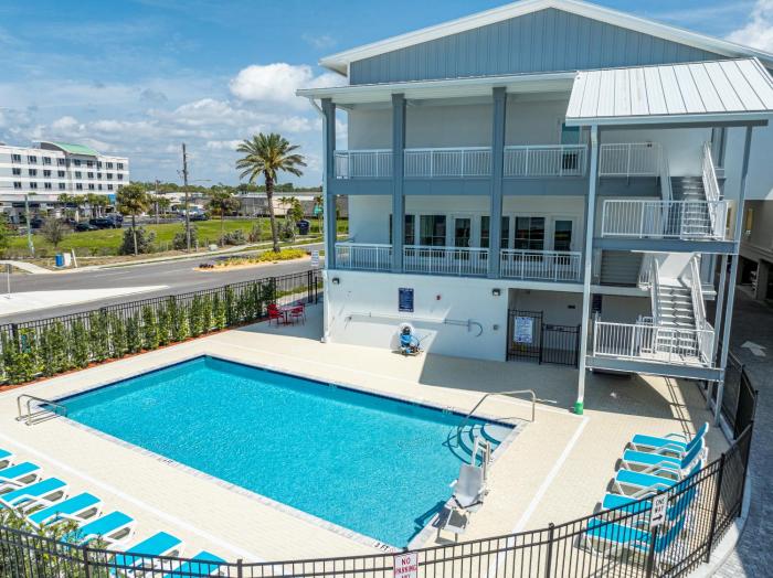 the j hotel dunedin clearwater an ascend collection hotel