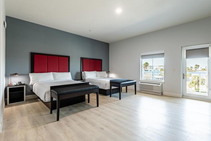 the j hotel dunedin clearwater an ascend collection hotel