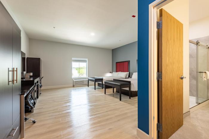 the j hotel dunedin clearwater an ascend collection hotel