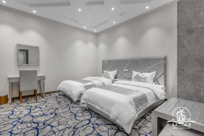 shalalat al ghaba chalets