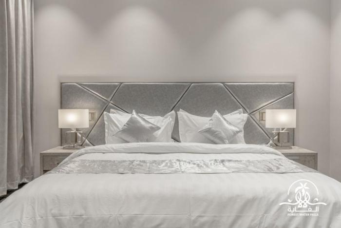 shalalat al ghaba chalets
