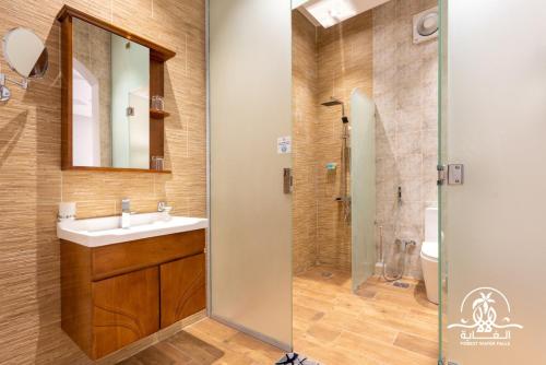 shalalat al ghaba chalets