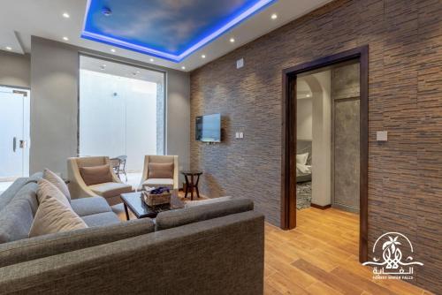 shalalat al ghaba chalets