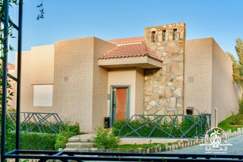 shalalat al ghaba chalets