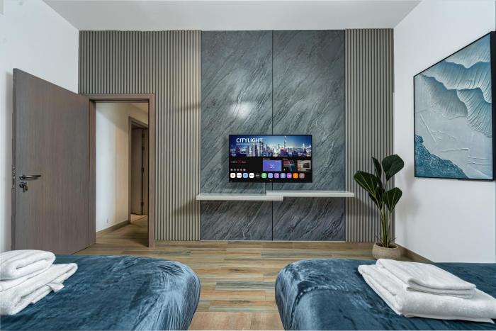 luxe ventures waters edge haven