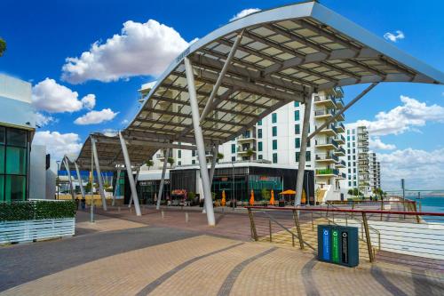 luxe ventures waters edge haven