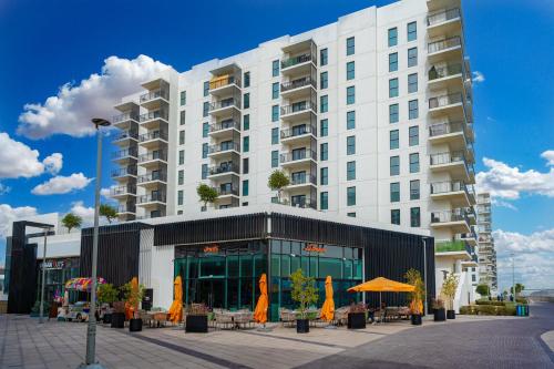 luxe ventures waters edge haven