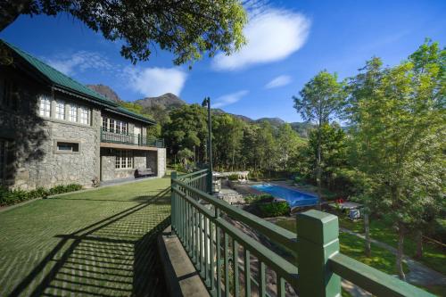 The Farside Munnar,,2 star