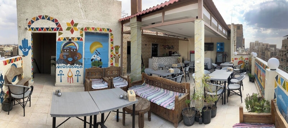 royal cairo hotel