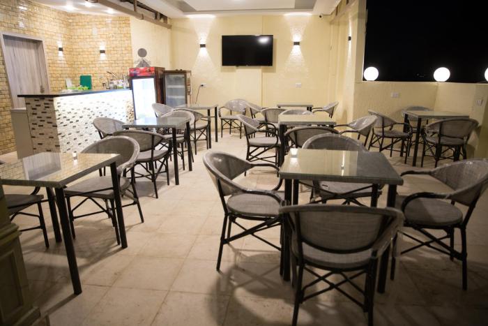 royal cairo hotel