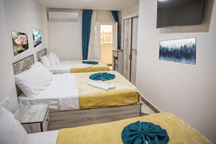royal cairo hotel