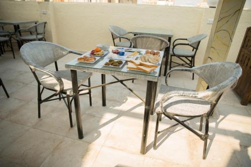 royal cairo hotel