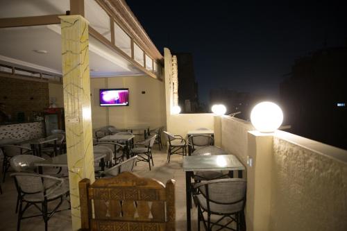 royal cairo hotel