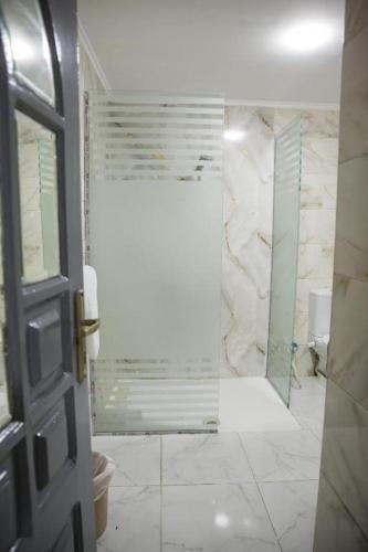 royal cairo hotel
