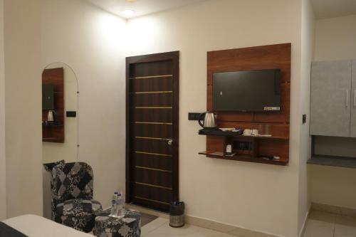 The Govind Palace,,4 star