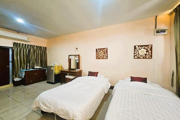 thai gallery baantawai