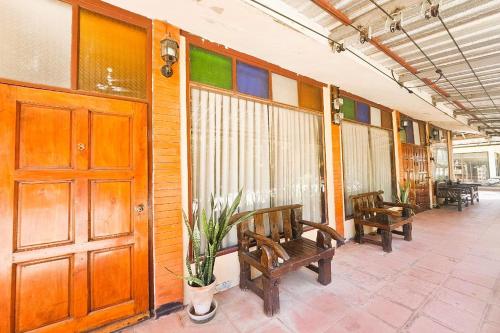 thai gallery baantawai