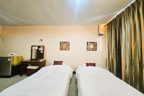 thai gallery baantawai