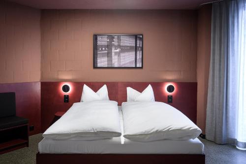 brix self check in hotel