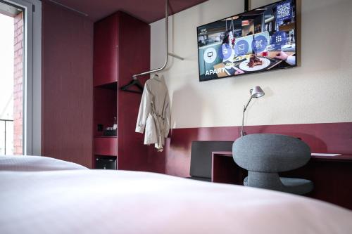 brix self check in hotel