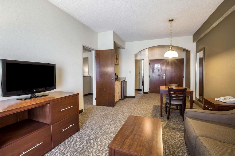 quality suites