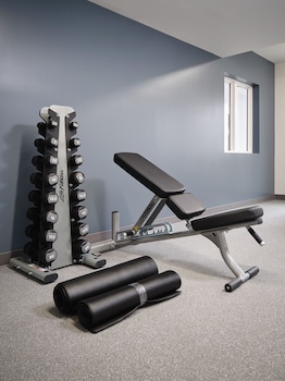 Stayapt Suites Lafayette South,,2 star