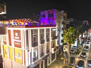 ambasador hotel