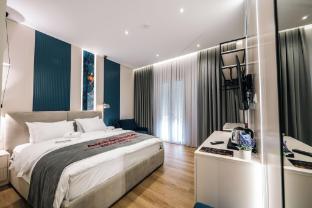 ambasador hotel