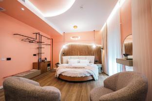 ambasador hotel