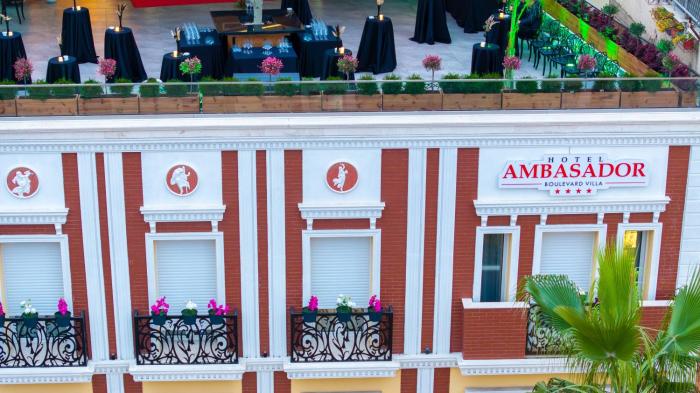 ambasador hotel