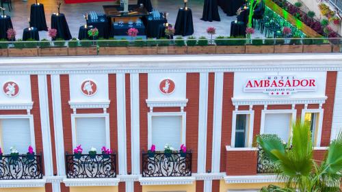 ambasador hotel