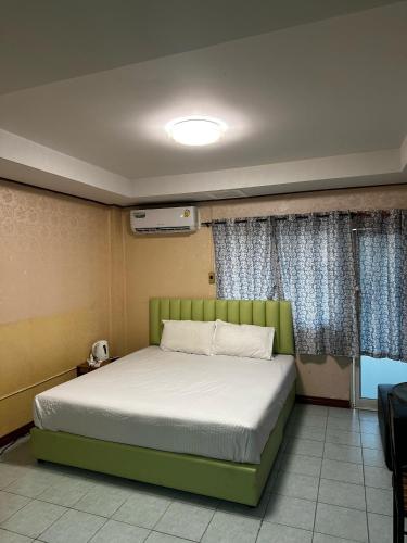 magnifico inn pattaya