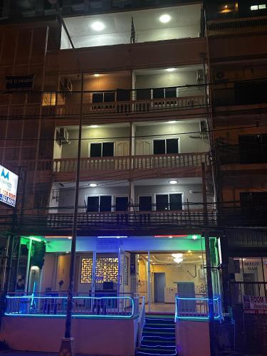 magnifico inn pattaya