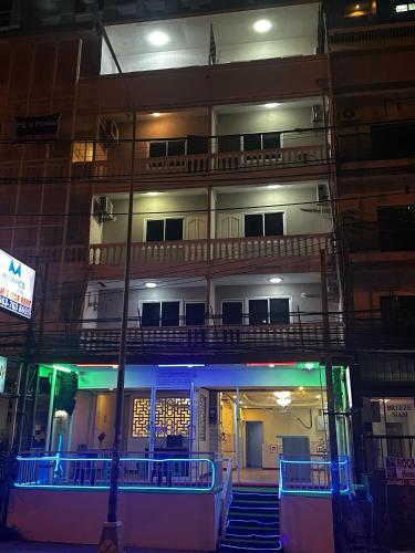 magnifico inn pattaya