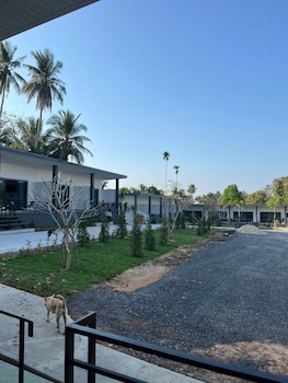 hillside premium hotel